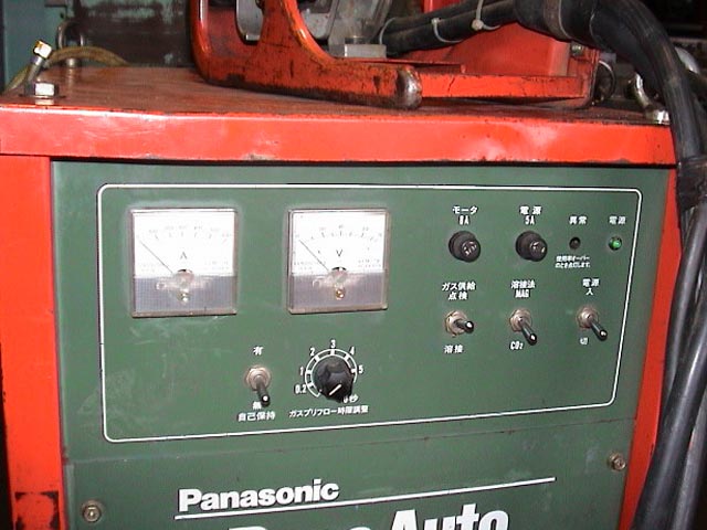 135740 半自動溶接機 松下 1993 K-500(YD-500-KEB)の写真2
