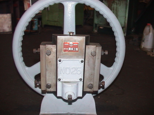 172837 エキセンプレス 岡本工機 No.25の写真2