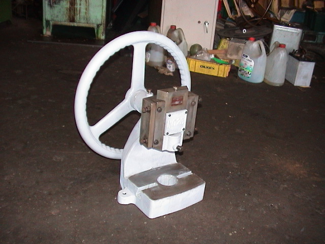 172837 エキセンプレス 岡本工機 No.25の写真5