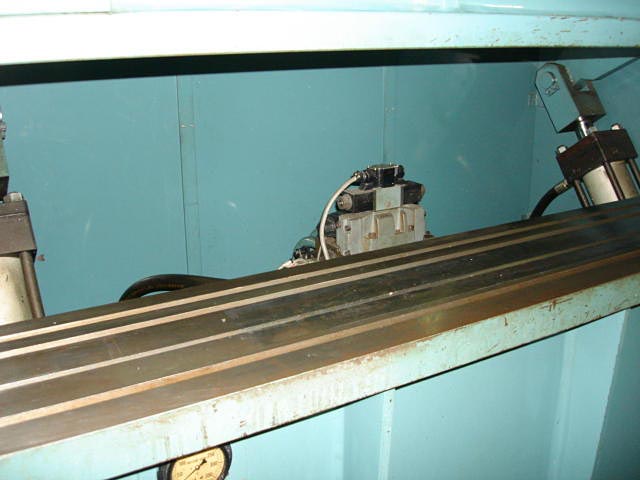 174129 C型油圧ワイドプレス 生野機械 1992 HPP-4022の写真05