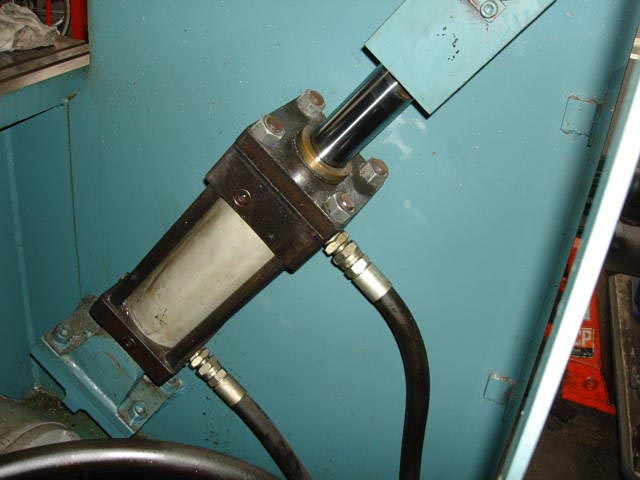 174129 C型油圧ワイドプレス 生野機械 1992 HPP-4022の写真06
