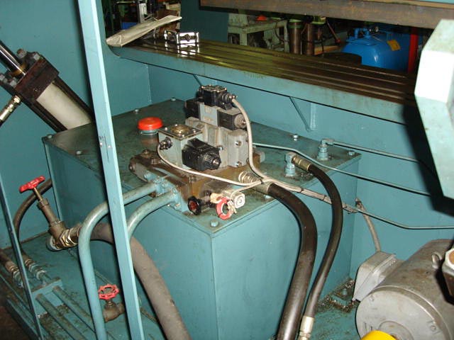 174129 C型油圧ワイドプレス 生野機械 1992 HPP-4022の写真07