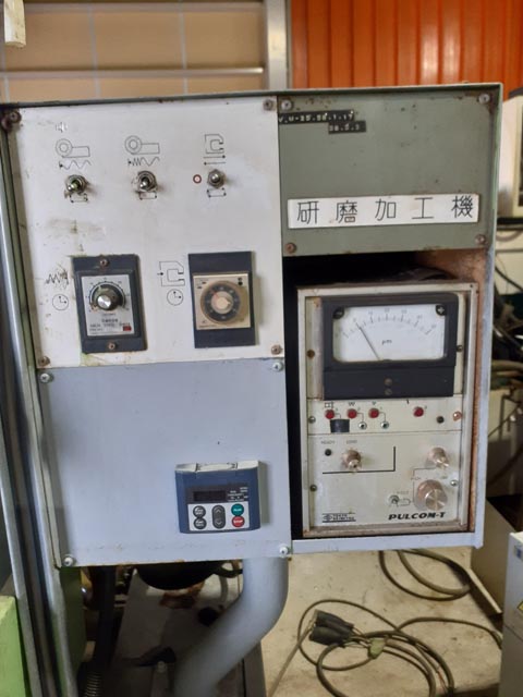 176834 円筒研削盤 コンドウ 1982 Hi-GLOSS-450の写真7