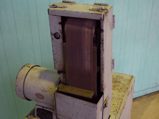 181318 ベルトグラインダー 淀川電機  の写真06