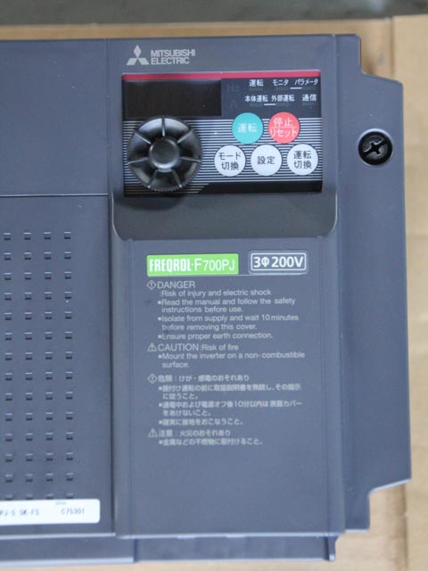 185674 インバーター 三菱電機 2017 FR-F720PJ-5.5K-FSの写真05