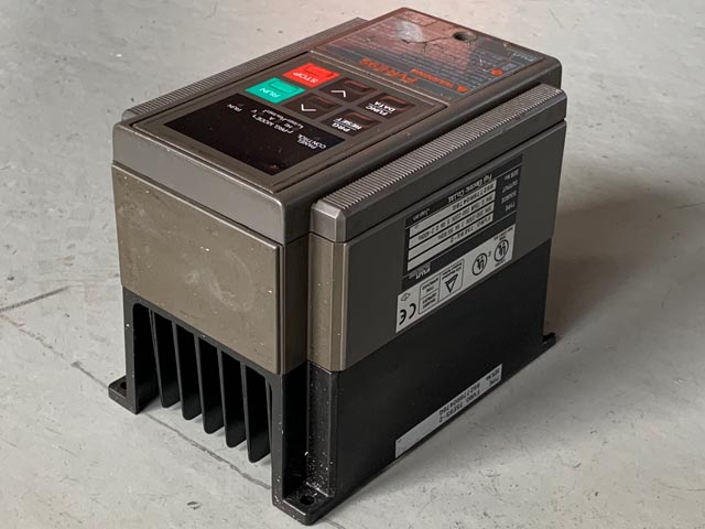 190099 インバーター 富士電機 FVR0.75E9S-2の写真4