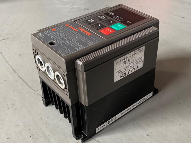 190100 インバーター 富士電機 FVR0.75E9S-2の写真2