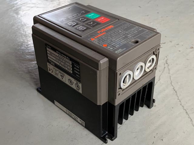 190100 インバーター 富士電機 FVR0.75E9S-2の写真3