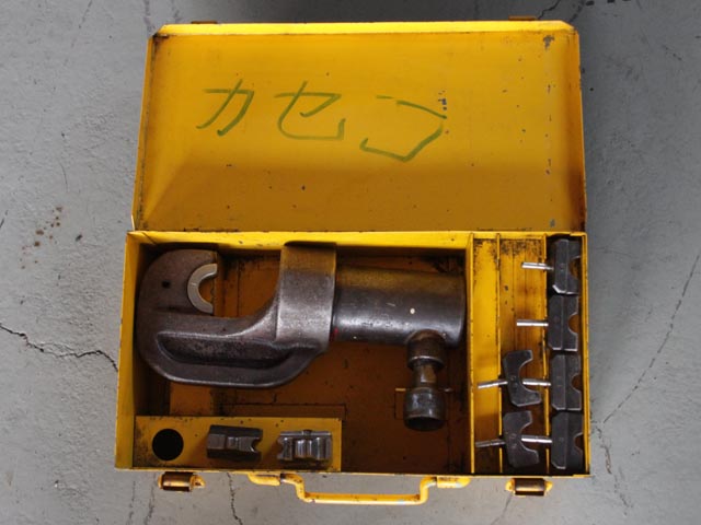 194843 油圧ヘッド分離式圧着工具 カクタス  の写真1