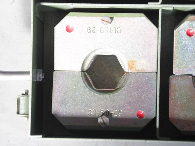 194850 油圧ヘッド分離式圧縮工具用ダイス カクタス  の写真6