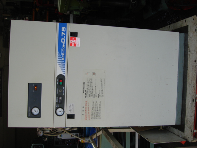 200445 パッケージコンプレッサー 日立製作所 PBD-0.75PSF-6の写真1