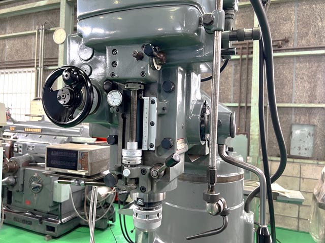 208788 ラム型フライス盤 牧野フライス 1989 KSA-55の写真3