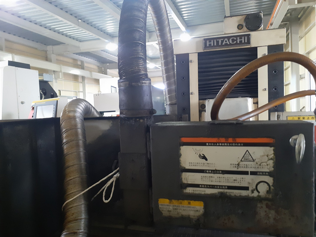 209843 平面研削盤 日立精工 2008 GHL-B306NSIIIの写真4