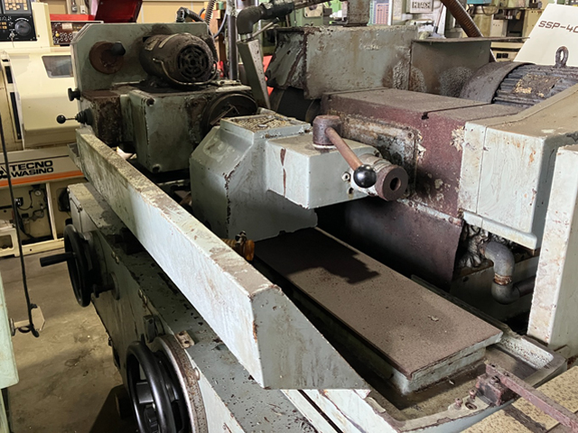 209851 円筒研削盤 コンドウ 1992 CGK-450Mの写真2