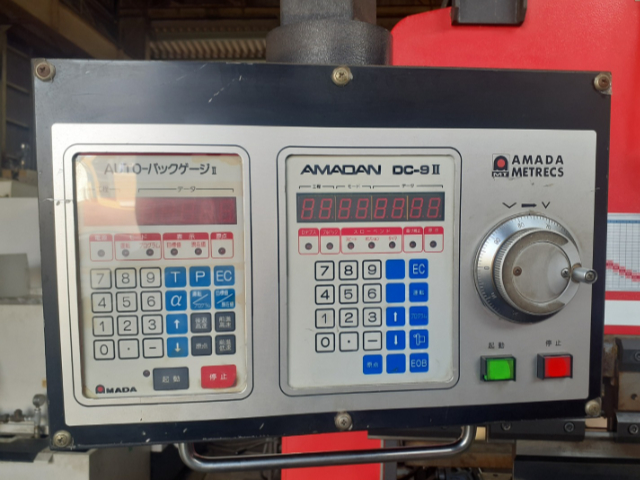 209876 プレスブレーキ アマダ 2001 RG-35Sの写真3