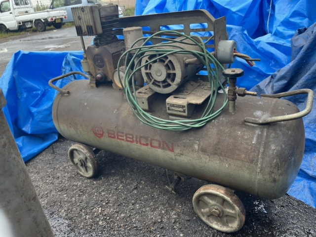 214696 レシプロコンプレッサー 日立産機  BP-7TLの写真1