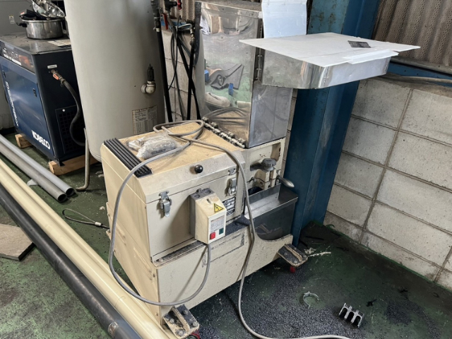 214712 粉砕機 森田精機 2011 JC-3の写真1