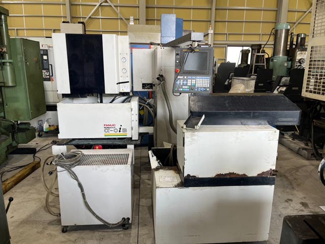 215431 ワイヤーカット ファナック 2002 α-0iBの写真1