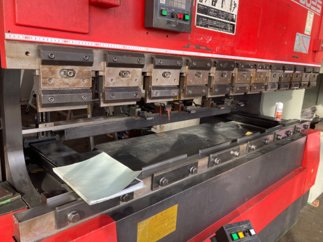 215659 NCプレスブレーキ アマダ 1996 FBD-8025LDの写真3