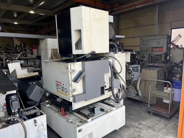 217805 ワイヤーカット ファナック 2004 α-1iCの写真1