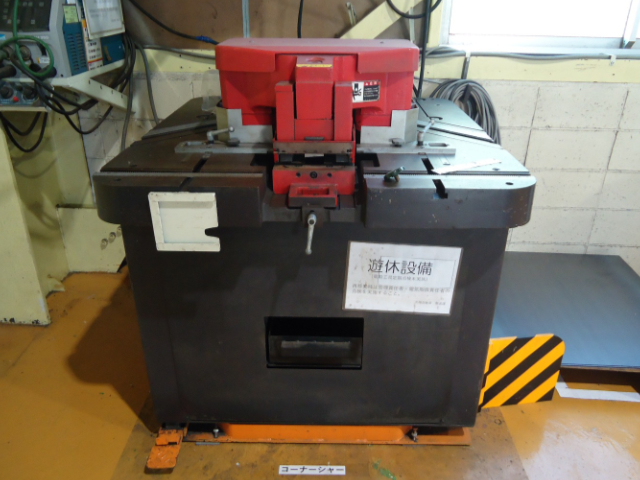 217829 コーナーシャー アマダ 1999 CSHW-220の写真3