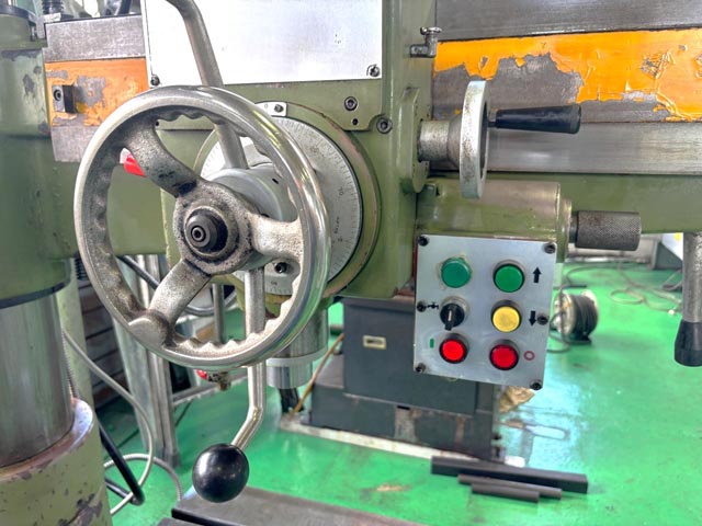 218104 ラジアルボール盤 東鉄工所 1989 AMK-850Hの写真4