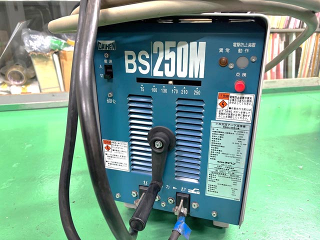 218720 アーク溶接機 ダイヘン 2022 BS-2506M(S-3)の写真2