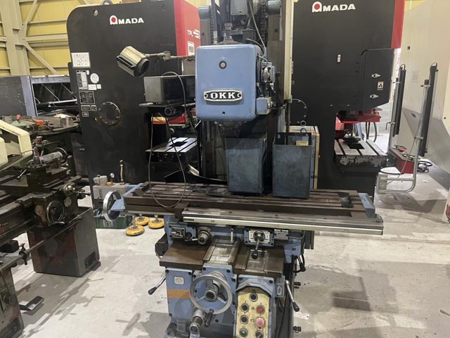 218840 立フライス盤 大阪機工 1990 MH-2Vの写真1