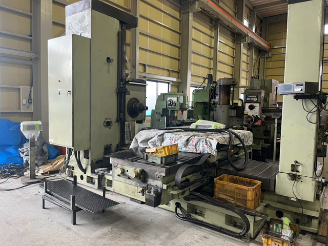 218842 横中ぐり盤 倉敷機械 1986 KBT-1103の写真01