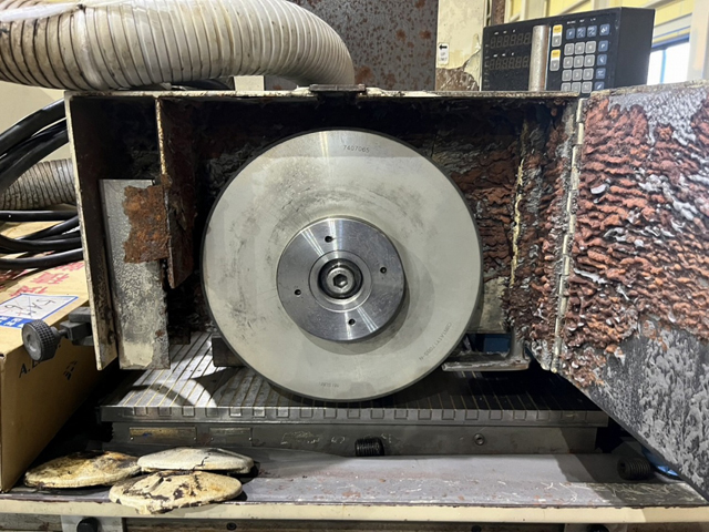 218843 平面研削盤 三井ハイテック 2002 MSG-300HGの写真5