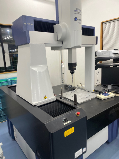 218884 三次元測定機 ミツトヨ 2003 Crysta-Apex C776の写真1