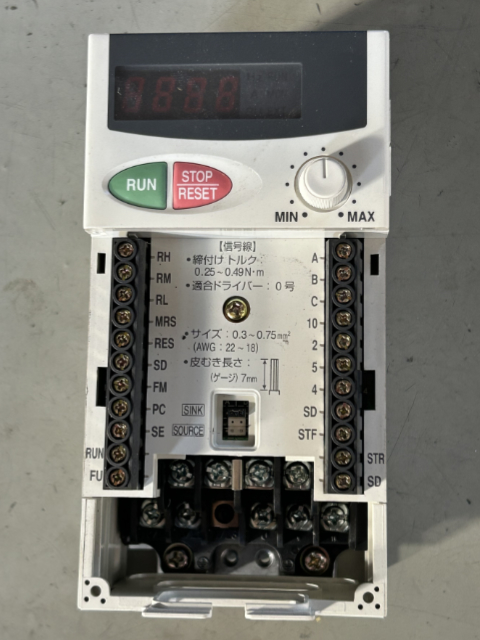 219564 インバーター 三菱電機 FR-E510W-0.1Kの写真1