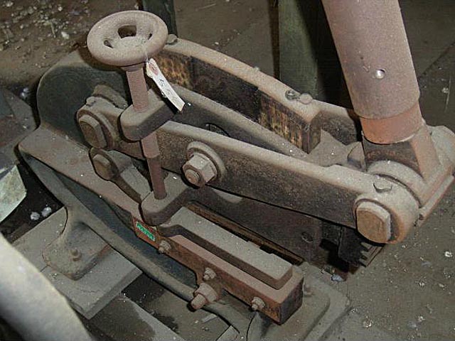 15825 手動シャーリング   の写真2