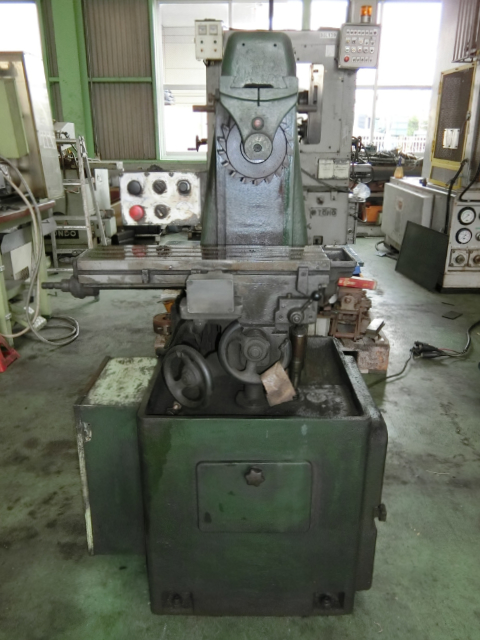 182985 横フライス盤 井上  の写真1