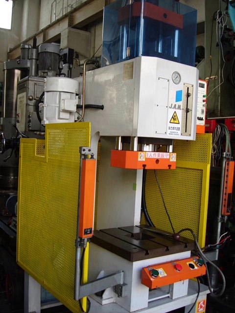 188011 油圧プレス JAM  HYP3000の写真2