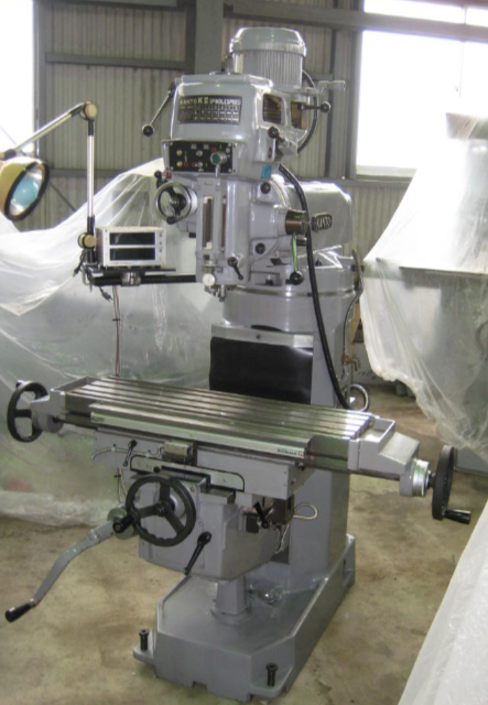 189728 ラム型フライス盤 関東工機 1986 KR-10KIIの写真