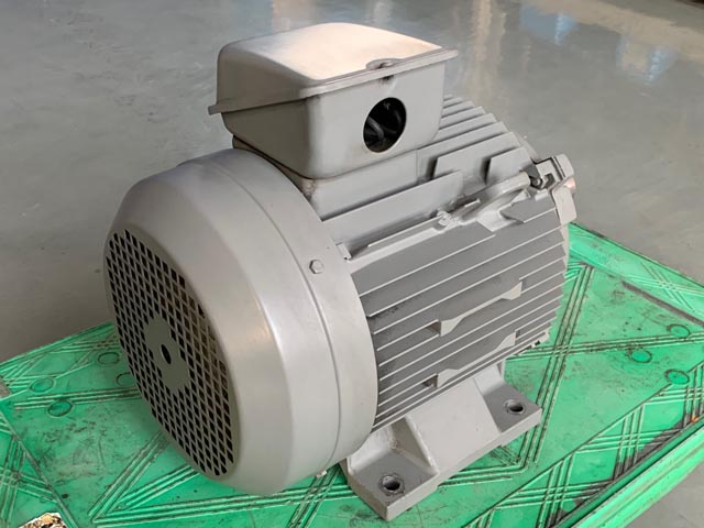 206111 モーター 日立  TFO-FKKの写真3