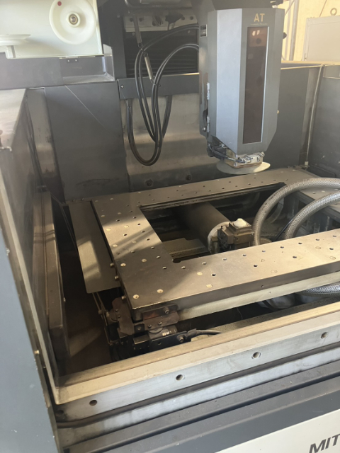 207139 ワイヤーカット 三菱電機 2000 FA20の写真3