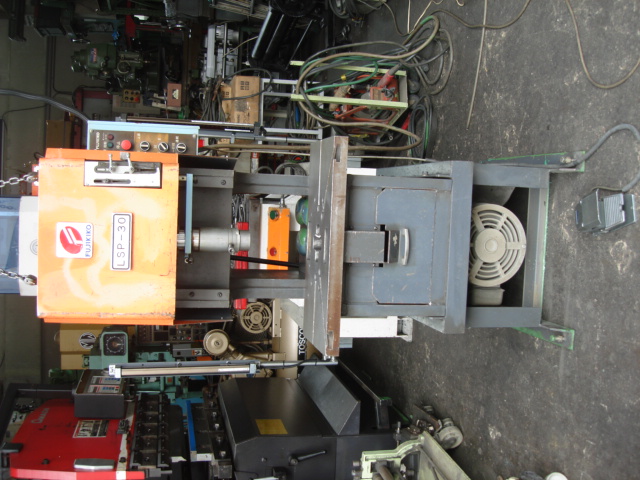 207890 油圧プレス 富士機工  LSP-3025の写真1