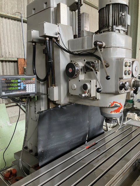 208762 立フライス盤 山崎技研 1988 YZ-8Lの写真4