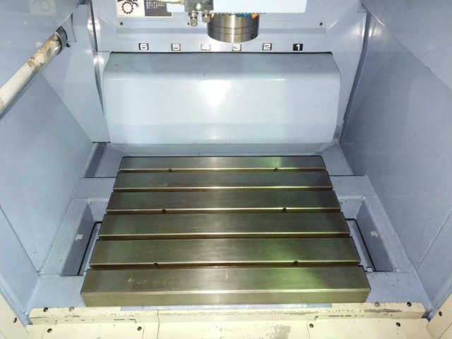 208795 立型マシニングセンタ 大阪機工 1999 P4の写真3