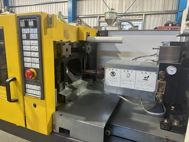 209148 射出成形機 ファナック 2002 α-15iAの写真6