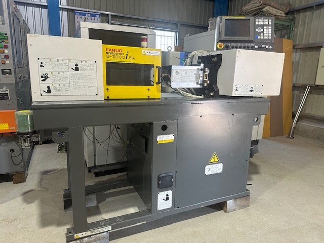 209150 射出成形機 ファナック 2005 S2000i5Aの写真1