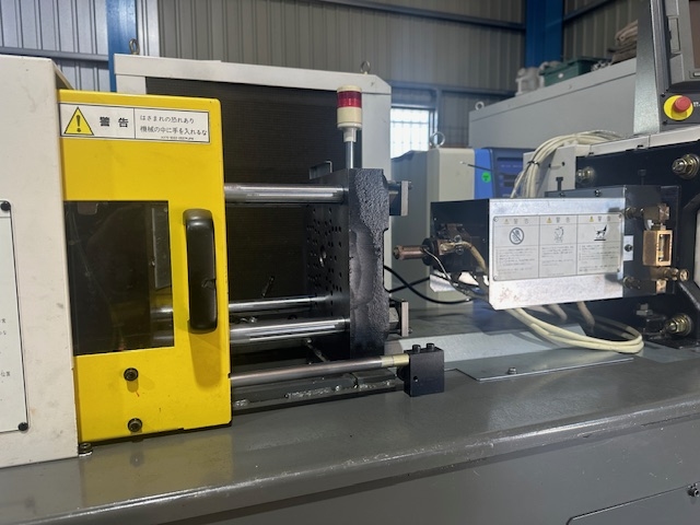 209150 射出成形機 ファナック 2005 S2000i5Aの写真4