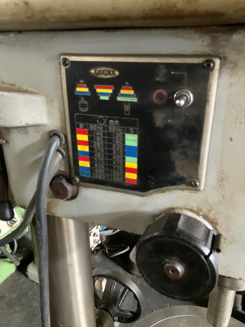 209190 タップ兼用卓上ボール盤 アシナ  ATD-410の写真6