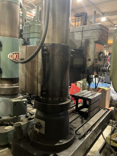 209893 ラジアルボール盤 富永鉄工所  TRD-1700の写真2