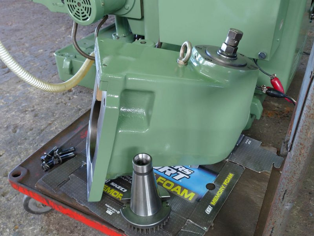 210857 万能型横フライス盤 日立精機 1983 2MF-Uの写真6