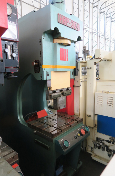 212401 万能油圧ベンダー ワシノ 1989 HBP-304の写真1