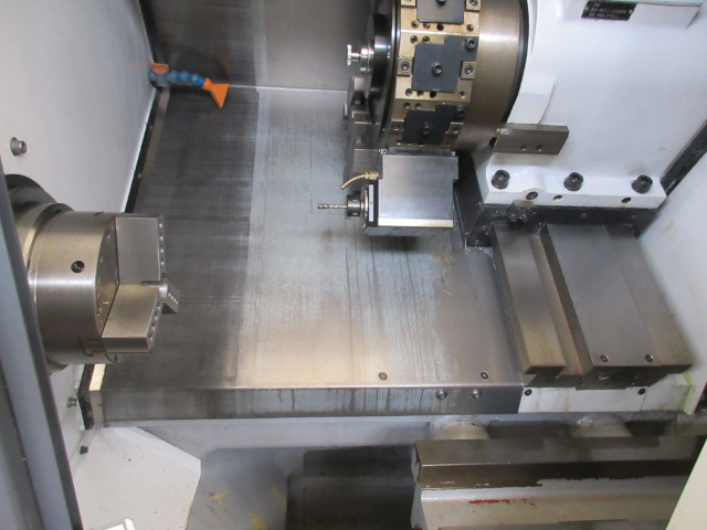 212783 NC旋盤 滝澤鉄工所 2019 TCN-2100CM L3の写真04