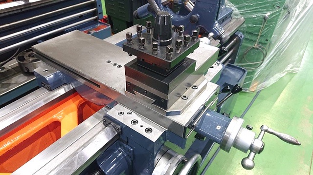 214321 旋盤 滝澤鉄工所  TAL460-1500の写真6